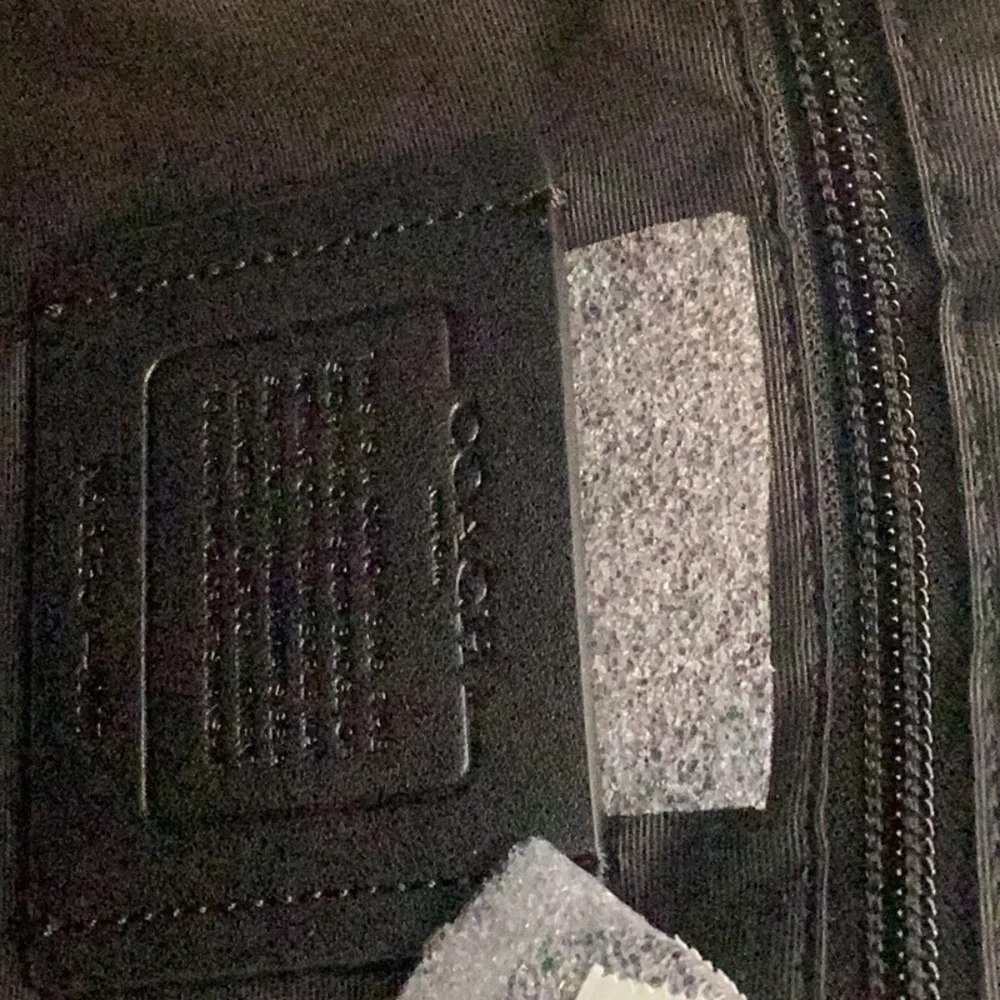 Coach Logo - embossed Men’s Leather Messenger Flap Crossbody Black